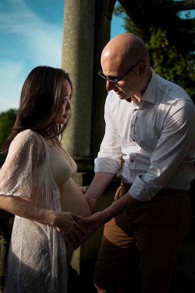 Autumn Maternity Session at Hill Garden and Pergola 2023