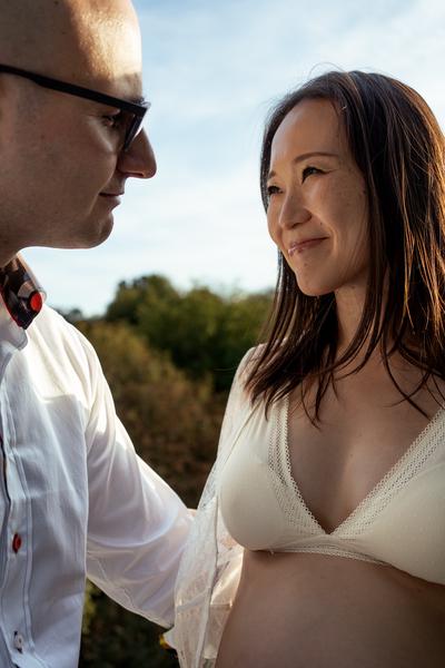 Autumn Maternity Session at Hill Garden and Pergola 2023